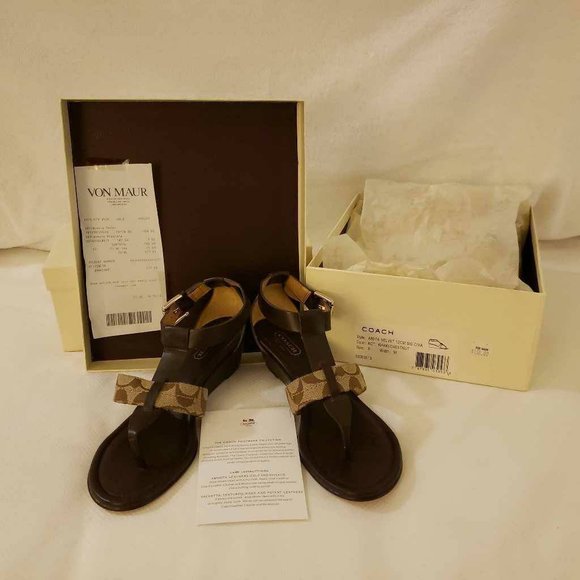 Coach Womens Velvet T-Strap Sandals Brown Beige Signature Thong Mid Heel 6 B New - Picture 9 of 15